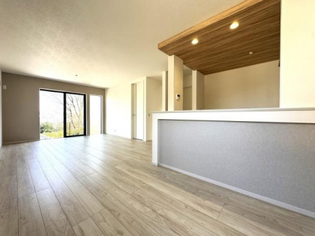 ���r���O�@-