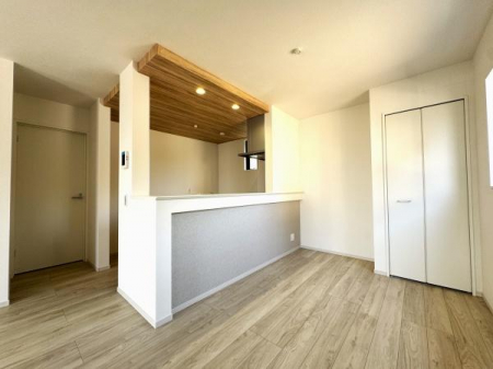 ���r���O�@-