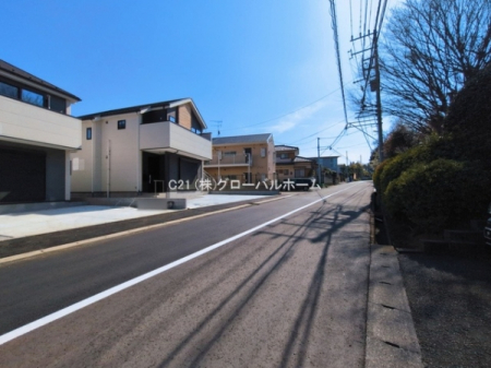 �O�ʓ��H�܂ތ��n�ʐ^�@-