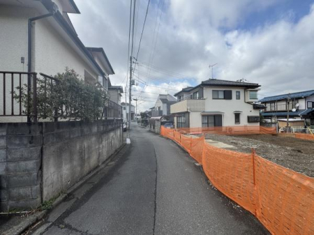 �O�ʓ��H�܂ތ��n�ʐ^�@-