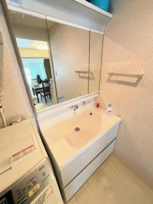 ���ʑ�E���ʏ��@���̉摜�͂b�f���H����Ă��܂��B