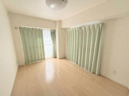 �m���@���̉摜�͂b�f���H����Ă��܂��B