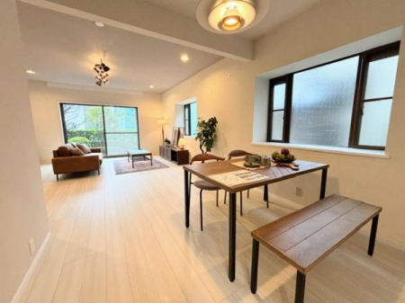 ���r���O�@-