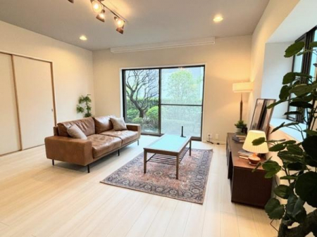 ���r���O�@-