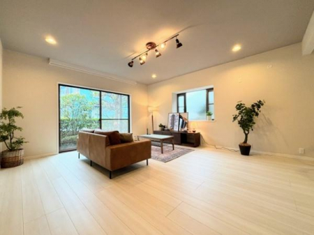 ���r���O�@-