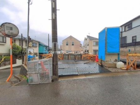 �O�ʓ��H�܂ތ��n�ʐ^�@-