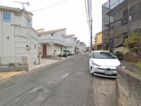 �O�ʓ��H�܂ތ��n�ʐ^�@-