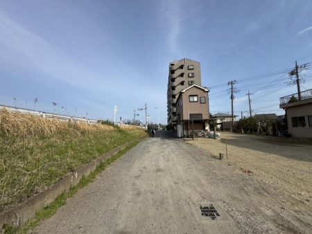 �O�ʓ��H�܂ތ��n�ʐ^�@-