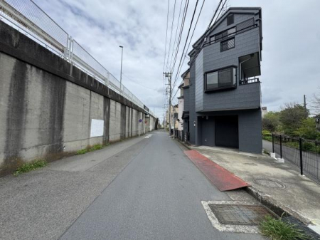 �O�ʓ��H�܂ތ��n�ʐ^�@-