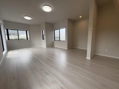 ���r���O�@-