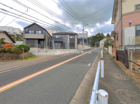 �O�ʓ��H�܂ތ��n�ʐ^�@-