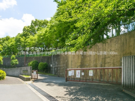 ���ӊ��@-