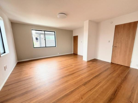 �m���@-