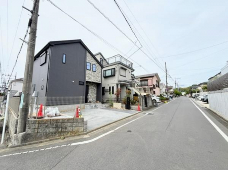 �O�ʓ��H�܂ތ��n�ʐ^�@-