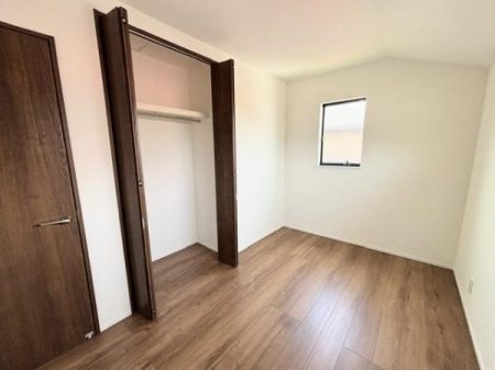 �m���@-